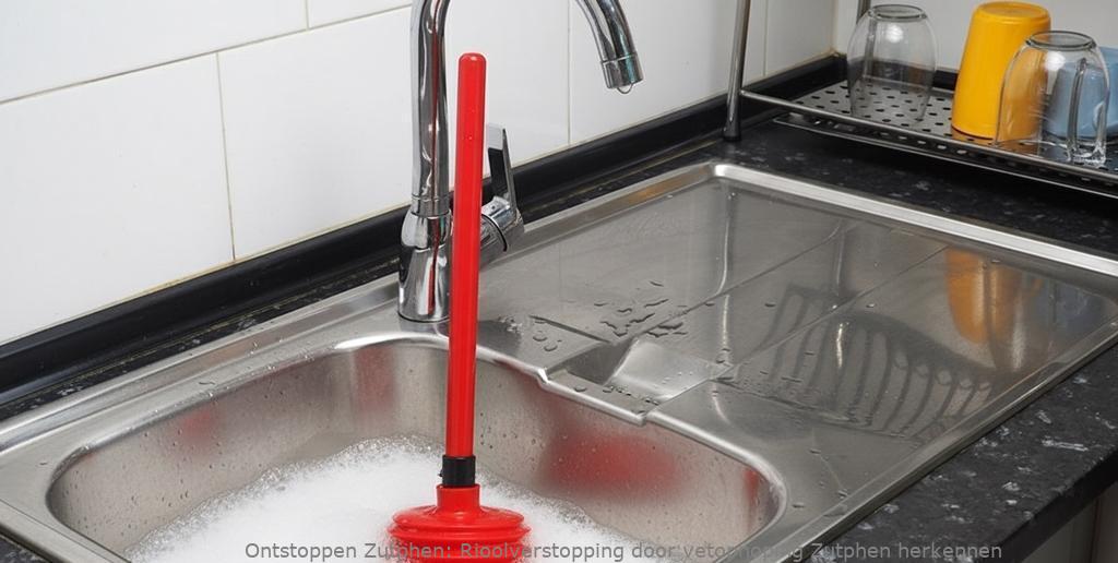 Rioolverstopping door vetophoping Zutphen herkennen